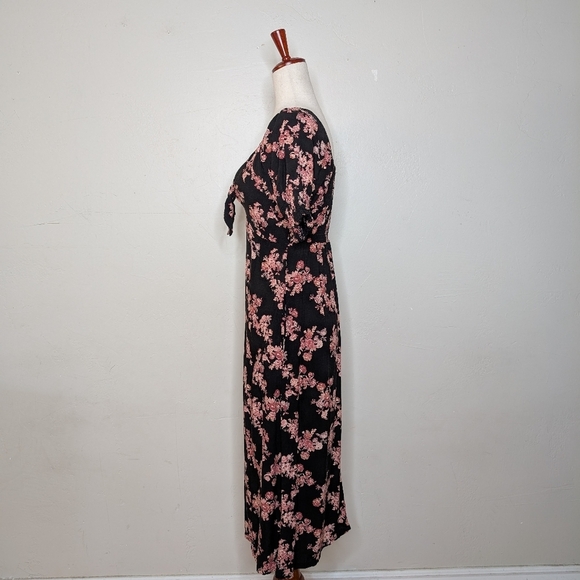 Mimi Chica Black and Pink Floral Milkmaid Midi Dress Size Small - Picture 2 of 3